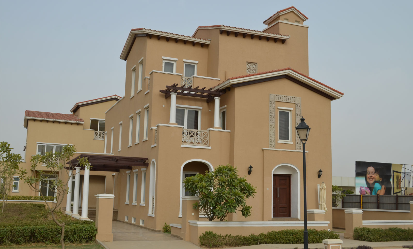 Expansive Apartment Emaar Marbella Villa in Gurgaon